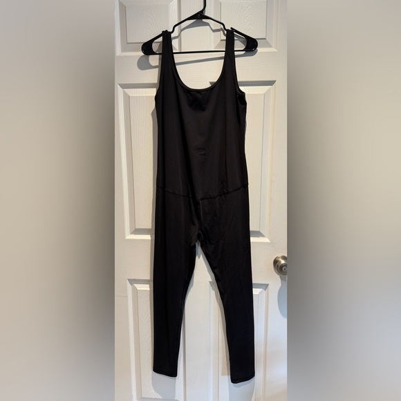 Maternity black jumpsuit Isabel by Ingrid + Isabel layering basic size L - Picture 1 of 6